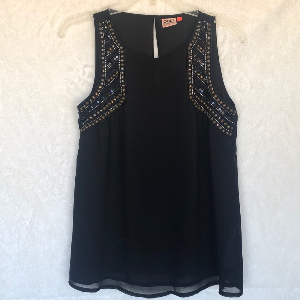Black blouse